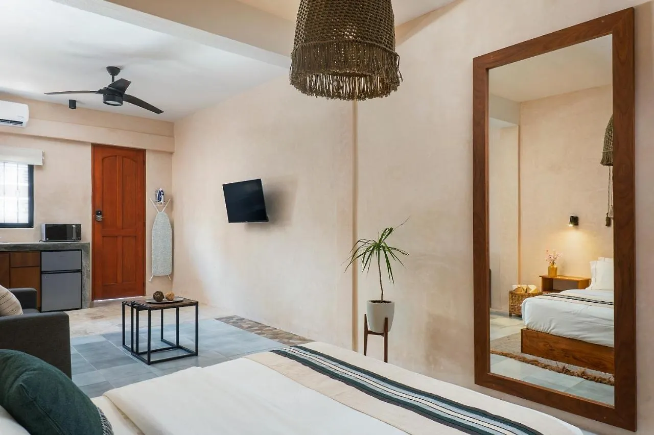 Rodina Boutique Hotel Playa del Carmen 0*,